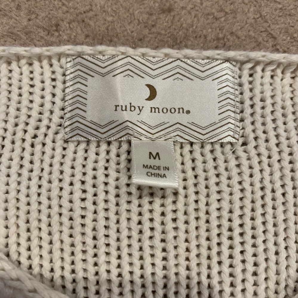 Sweater - Picture 2 of 4
